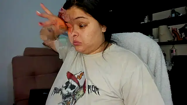 lizzie c online show from 12/19/25, 07:37