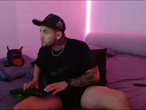 miia-liiam online show from 01/07/25, 05:01