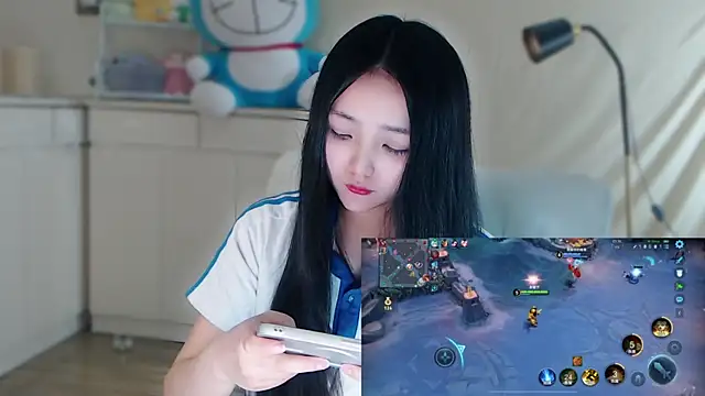 Snapshot of xiao-xiao-D chatting on 01/14/25, 01:17 xiao-xiao-D online show from 01/14/25, 01:17