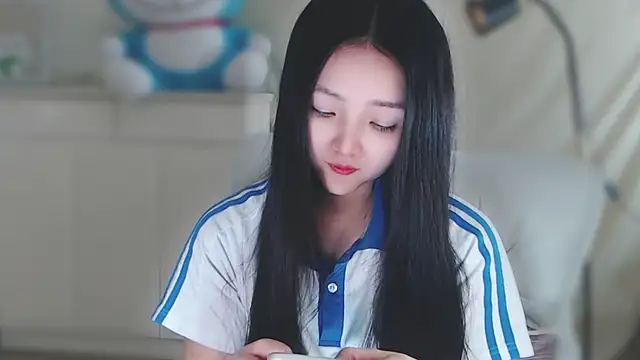 Snapshot of xiao-xiao-D chatting on 02/07/25, 12:28 xiao-xiao-D online show from 02/07/25, 12:28