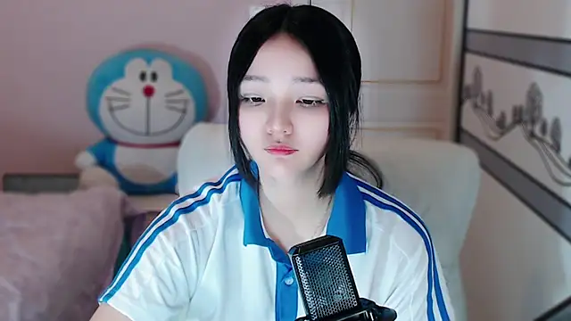 Snapshot of xiao-xiao-D chatting on 02/26/25, 02:03 xiao-xiao-D online show from 02/26/25, 02:03