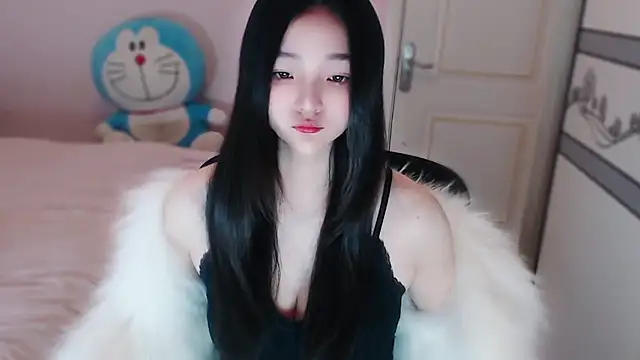 xiao-xiao-D online show from 11/11/25, 05:18