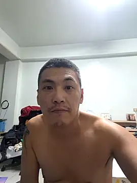 Snapshot of bb770504 chatting on 12/21/24, 01:32 bb770504 online show from 12/21/24, 01:32