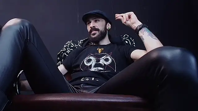 AxelColton online show from 01/30/25, 06:46