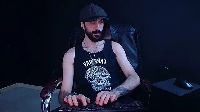 AxelColton online show from 11/29/25, 05:43