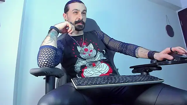 AxelColton online show from 03/03/26, 06:03