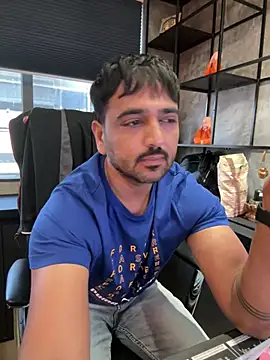 Snapshot of Nil_Talreja chatting on 12/19/24, 05:40 Nil Talreja online show from 12/19/24, 05:40