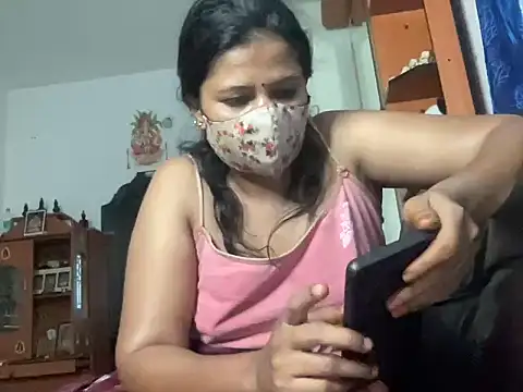 Tamil Sanjana  online show from 10/09/25, 01:03