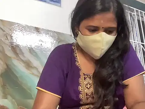 Tamil Sanjana  online show from 10/21/25, 01:23