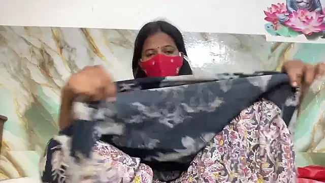 Tamil Sanjana  online show from 01/09/26, 12:57