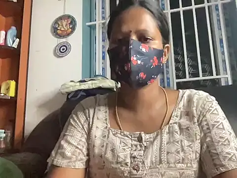 Snapshot of Tamil_Sanjana_ chatting on 06/01/26, 07:37 Tamil Sanjana online show from 06/01/26, 07:37