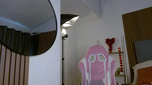 Sienna Blake  online show from 09/20/25, 09:27