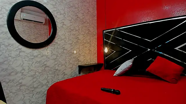 SEXY HOTTIE   online show from 01/07/25, 03:23