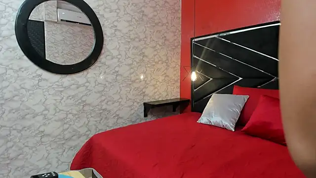 SEXY HOTTIE   online show from 01/10/25, 12:15