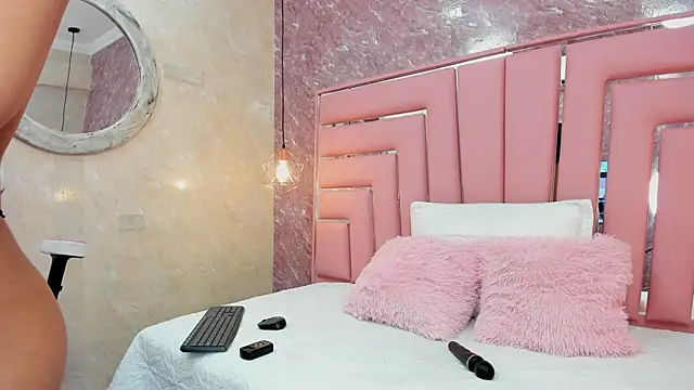 SEXY HOTTIE   online show from 01/30/25, 12:37