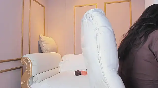 PerlaPreciosa online show from 02/26/26, 04:11