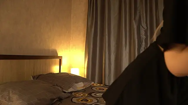 Hi my name is online show from 02/06/25, 02:37