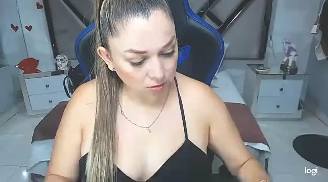 natalia5560 online show from 02/06/25, 01:54