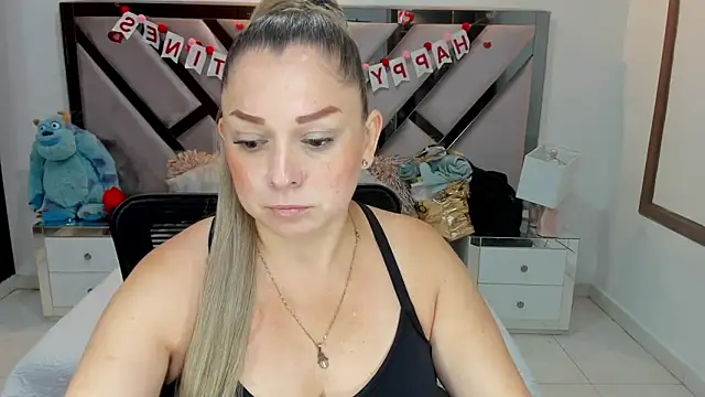 natalia5560 online show from 09/24/25, 01:03