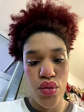 loladupont online show from 12/22/25, 03:03