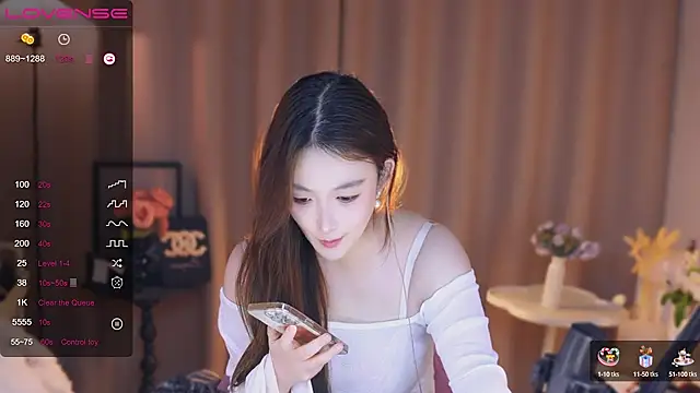 Snapshot of zhdhdbdkx chatting on 02/24/25, 10:37 zhdhdbdkx online show from 02/24/25, 10:37