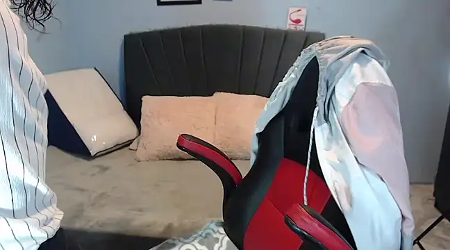 AngelRouss online show from 01/25/25, 10:40