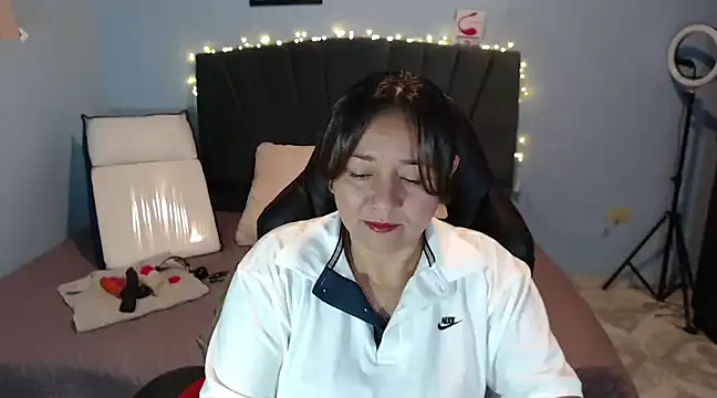 AngelRouss online show from 01/31/25, 09:37