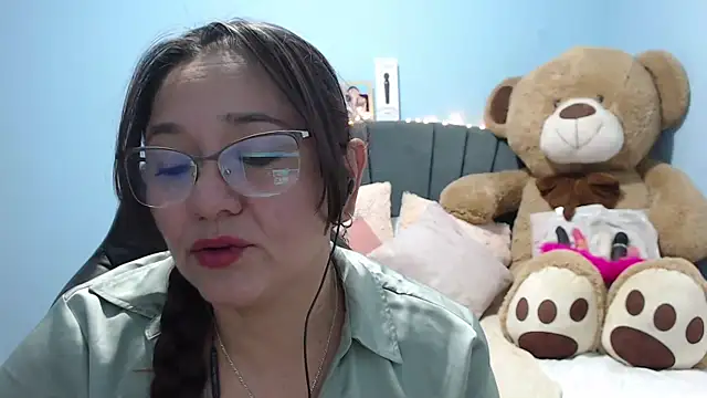 AngelRouss online show from 09/26/25, 02:48