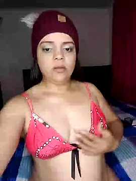 AriaYummy online show from 01/06/25, 03:31