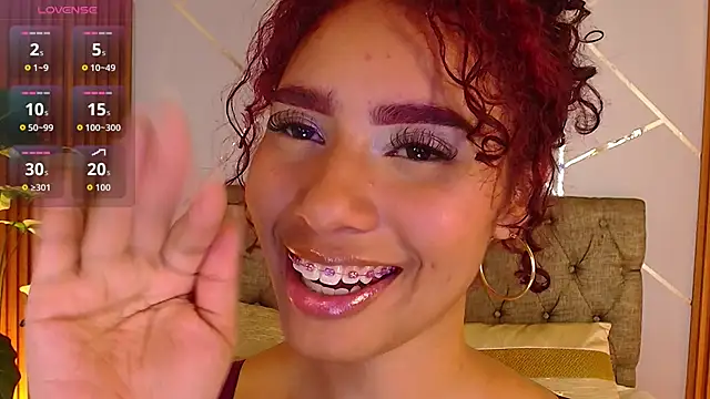 charlottee white online show from 03/31/26, 09:59