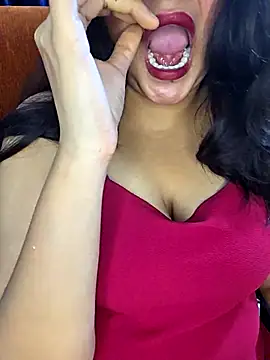 Riya Stream01 online show from 04/18/26, 07:40