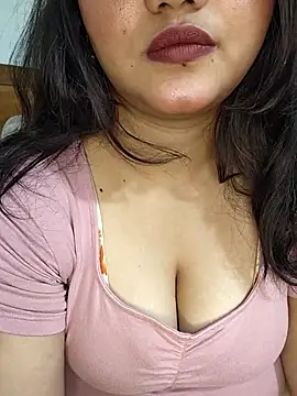 Riya Stream01 online show from 04/19/26, 03:22