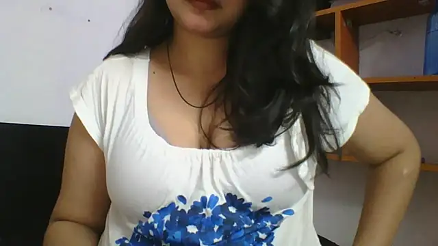 Snapshot of Riya_Stream01 chatting on 04/27/26, 09:57 Riya Stream01 online show from 04/27/26, 09:57