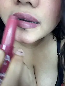 Snapshot of Riya_Stream01 chatting on 06/28/26, 04:57 Riya Stream01 online show from 06/28/26, 04:57