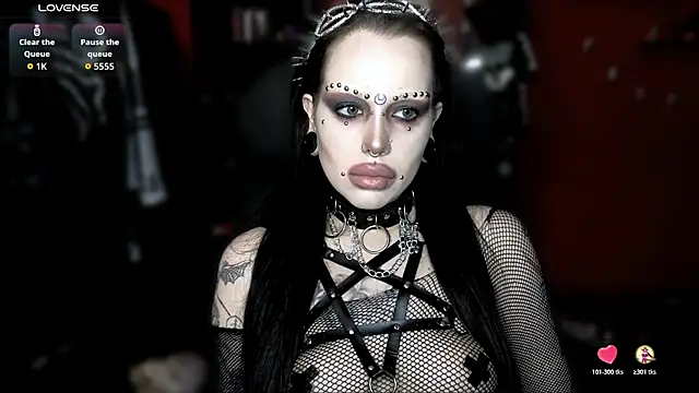 Snapshot of alexx_succubus chatting on 03/19/26, 06:06 alexx succubus online show from 03/19/26, 06:06