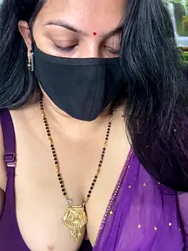 FlatVincy4 online show from 10/11/25, 05:39