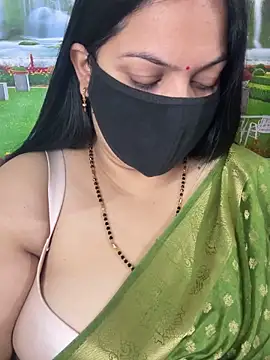 FlatVincy4 online show from 11/05/25, 03:17