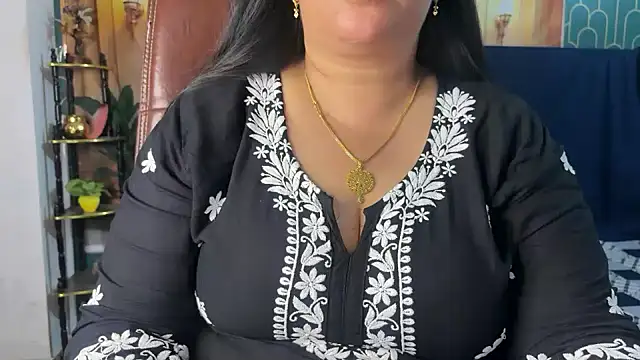 FlatVincy4 online show from 04/14/26, 04:24