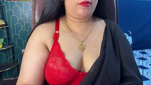 Snapshot of FlatVincy4 chatting on 07/17/26, 05:36 FlatVincy4 online show from 07/17/26, 05:36