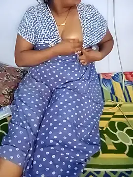 Snapshot of telugu_indhu_0001 chatting on 12/28/24, 06:39 telugu indhu 0001 online show from 12/28/24, 06:39