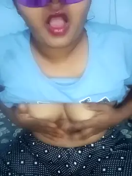 Snapshot of telugu_indhu_0001 chatting on 01/18/25, 02:44 telugu indhu 0001 online show from 01/18/25, 02:44