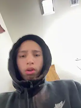 qbaby96 online show from 01/29/25, 11:56