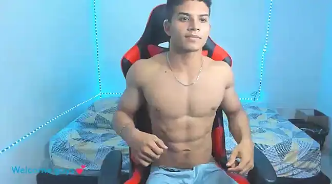 oliver thompsson7 online show from 01/01/25, 01:04