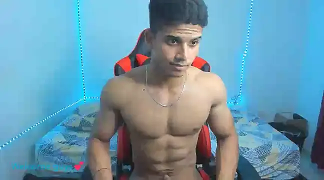 oliver thompsson7 online show from 01/02/25, 04:46