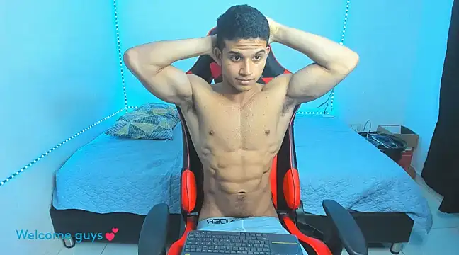 oliver thompsson7 online show from 02/02/25, 01:34