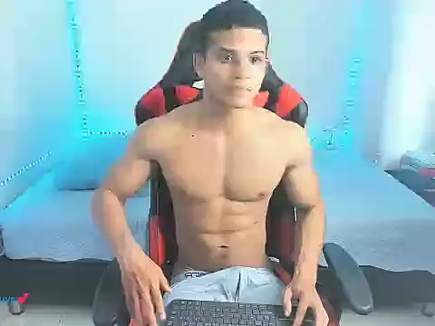 oliver thompsson7 online show from 04/06/26, 07:15