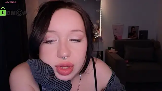 MoranaMissGod online show from 12/04/25, 07:44