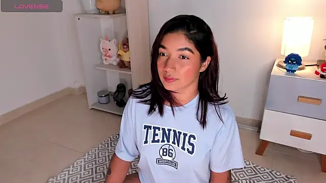 martina roldam online show from 02/12/25, 02:35