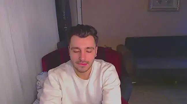 handsomeee04 online show from 02/28/25, 03:48