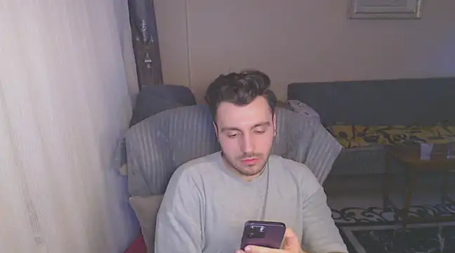 handsomeee04 online show from 03/15/25, 03:51